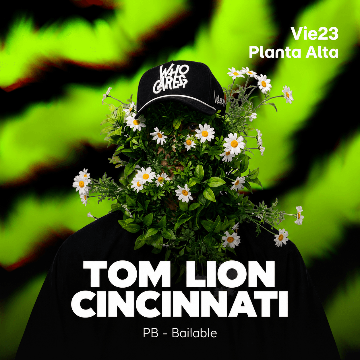 Cincinnati & Tom Lion image